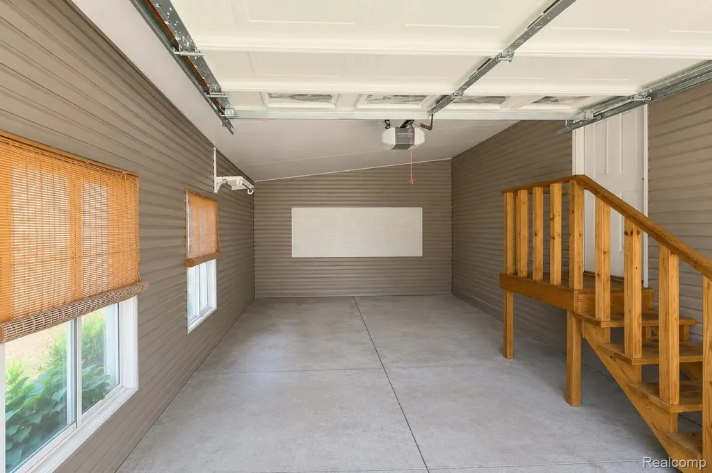 285 Madison Court White Lake Charter Township MI 48386