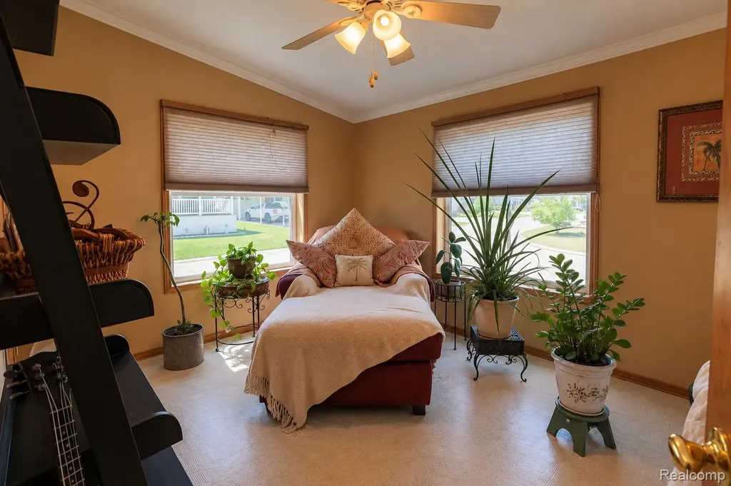 285 Madison Court White Lake Charter Township MI 48386