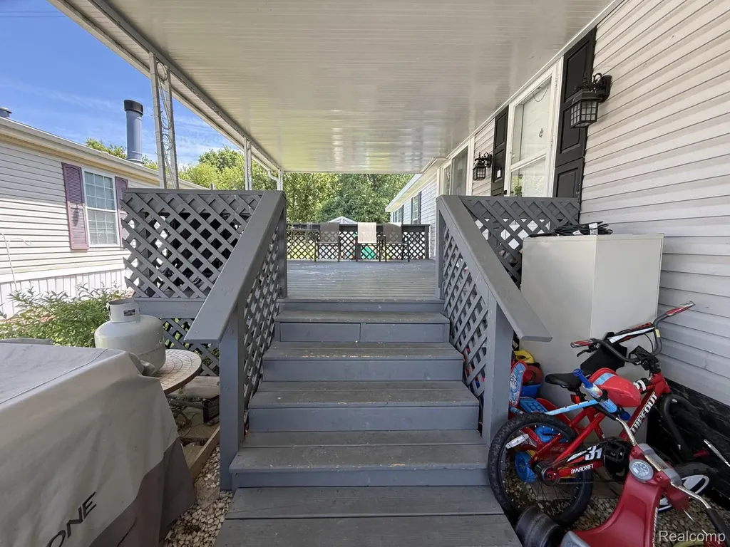 40 Bellwood Swartz Creek City MI 48473