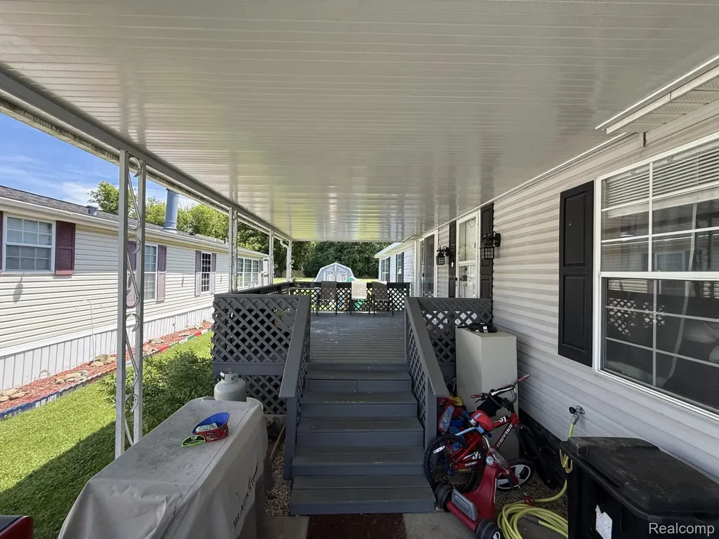 40 Bellwood Swartz Creek City MI 48473