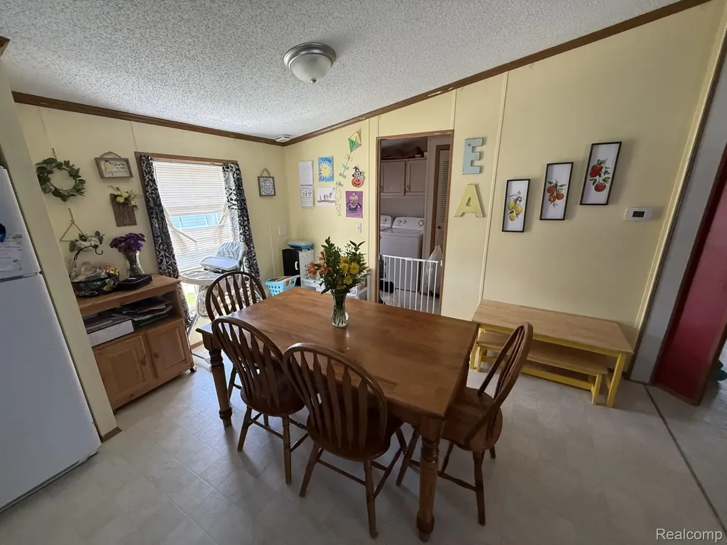 40 Bellwood Swartz Creek City MI 48473