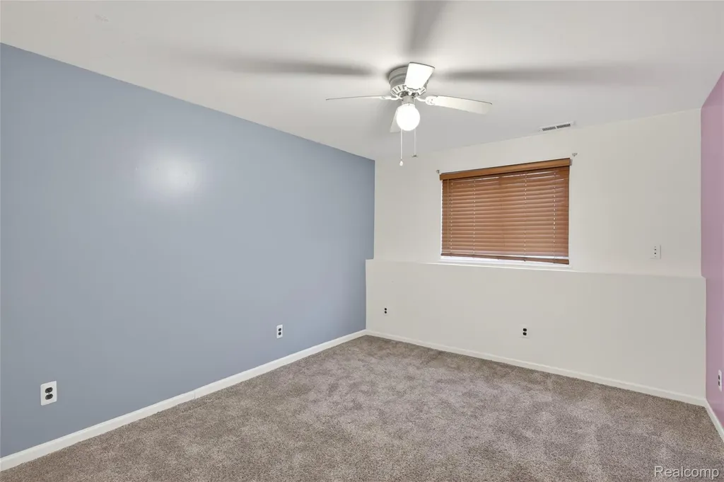 8360 Arlis Street Commerce Charter Township MI 48382