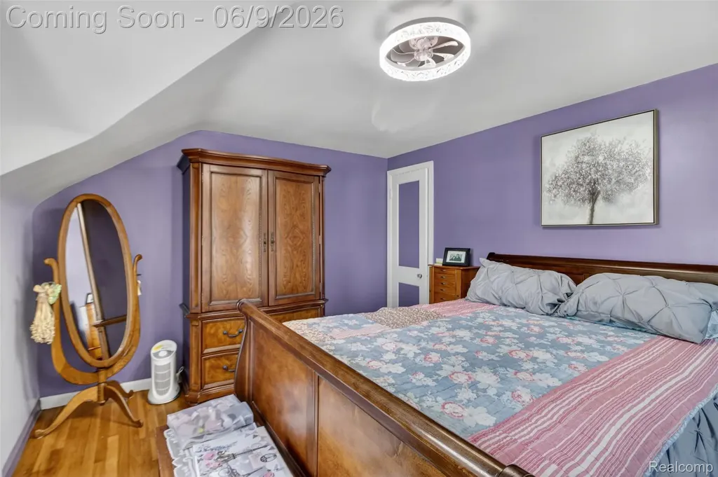 1834 15th Wyandotte City MI 48192