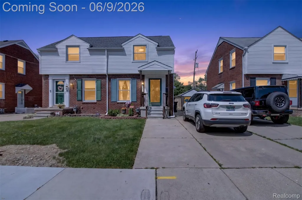 1834 15th Wyandotte City MI 48192