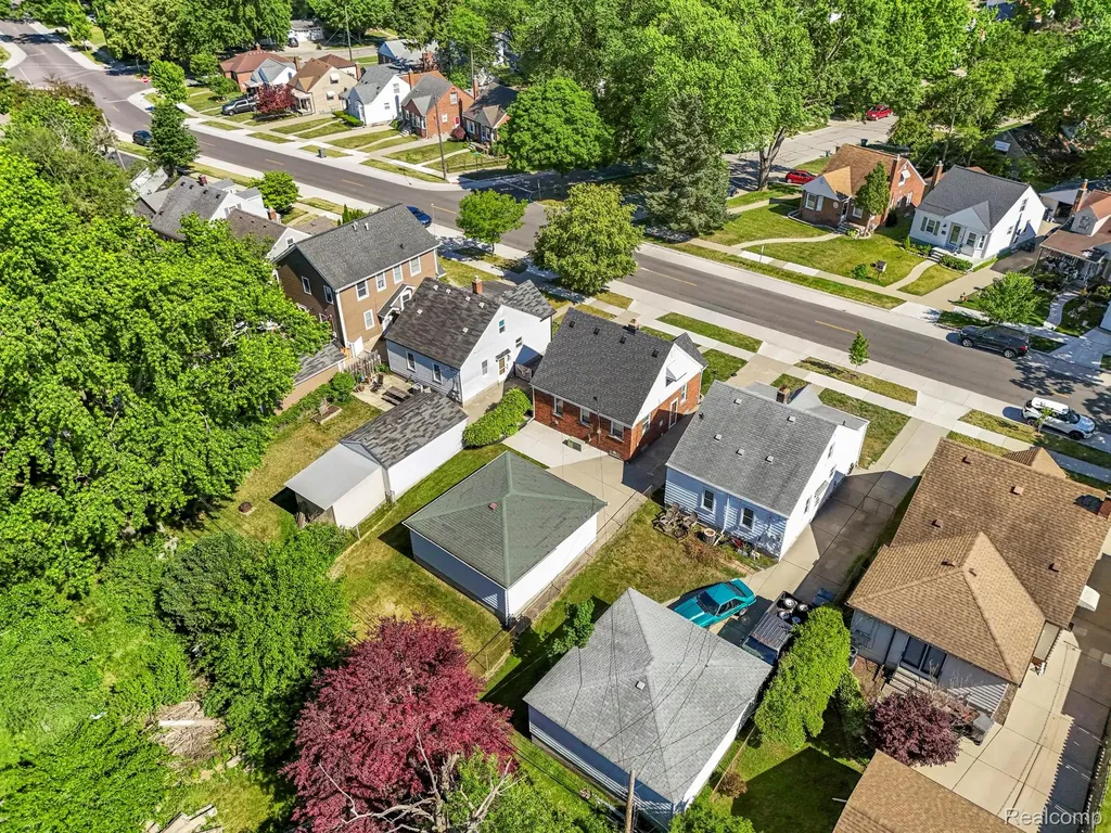 22312 Madison Street Dearborn City MI 48124