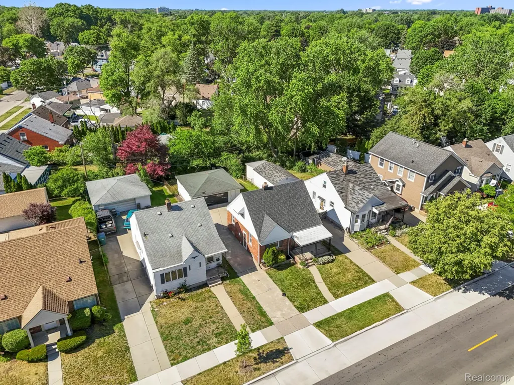 22312 Madison Street Dearborn City MI 48124