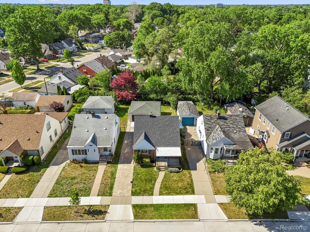 22312 Madison Street Dearborn City MI 48124