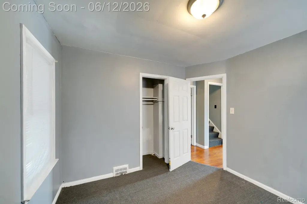 16580 Rutherford Street Detroit City MI 48235