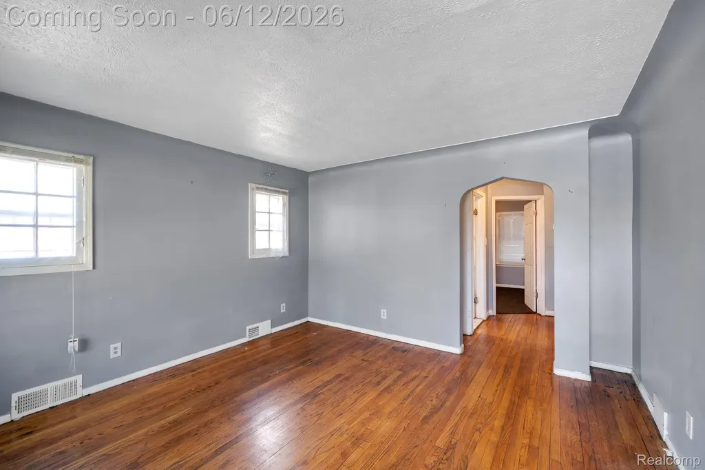16580 Rutherford Street Detroit City MI 48235