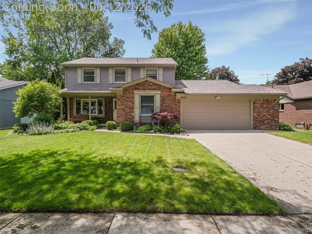 5057 Prentis Drive Troy City MI 48085