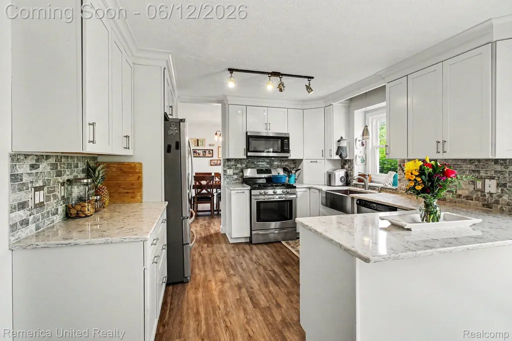 1411 Baywood Circle Brighton City MI 48116