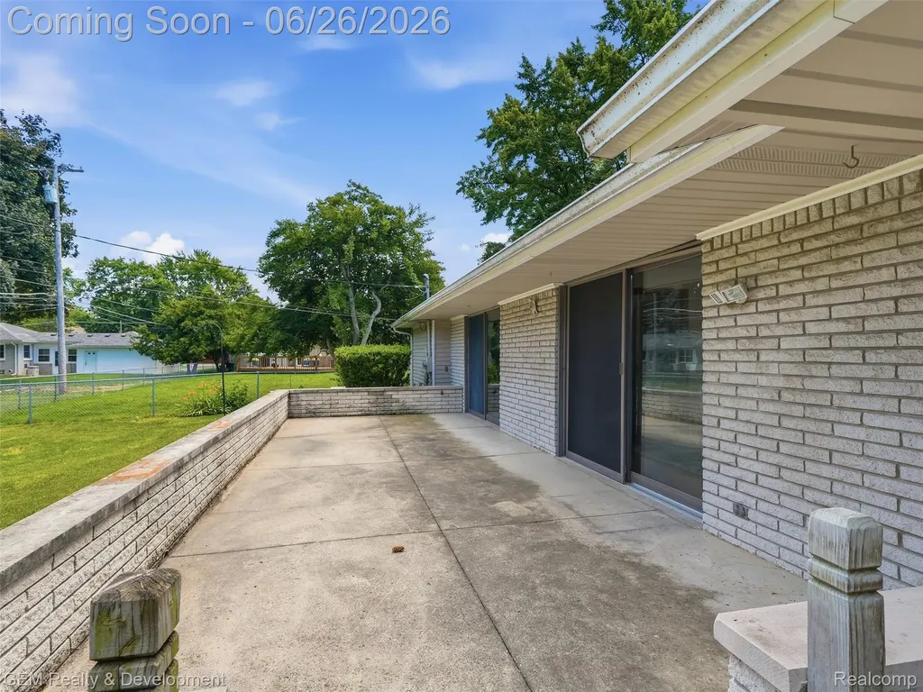 34260 Five Mile Road Livonia City MI 48154