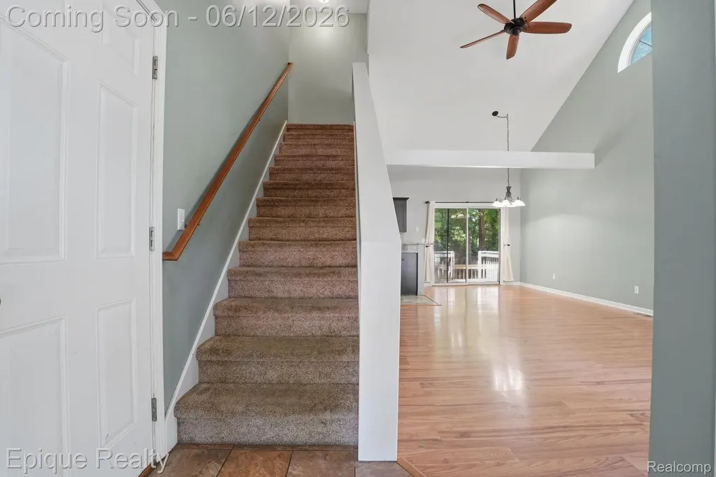 825 Summer Creek Court SE Kentwood City MI 49508