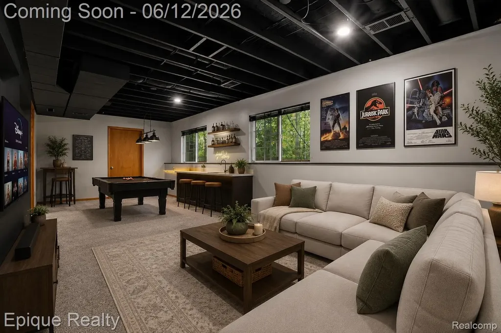825 Summer Creek Court SE Kentwood City MI 49508