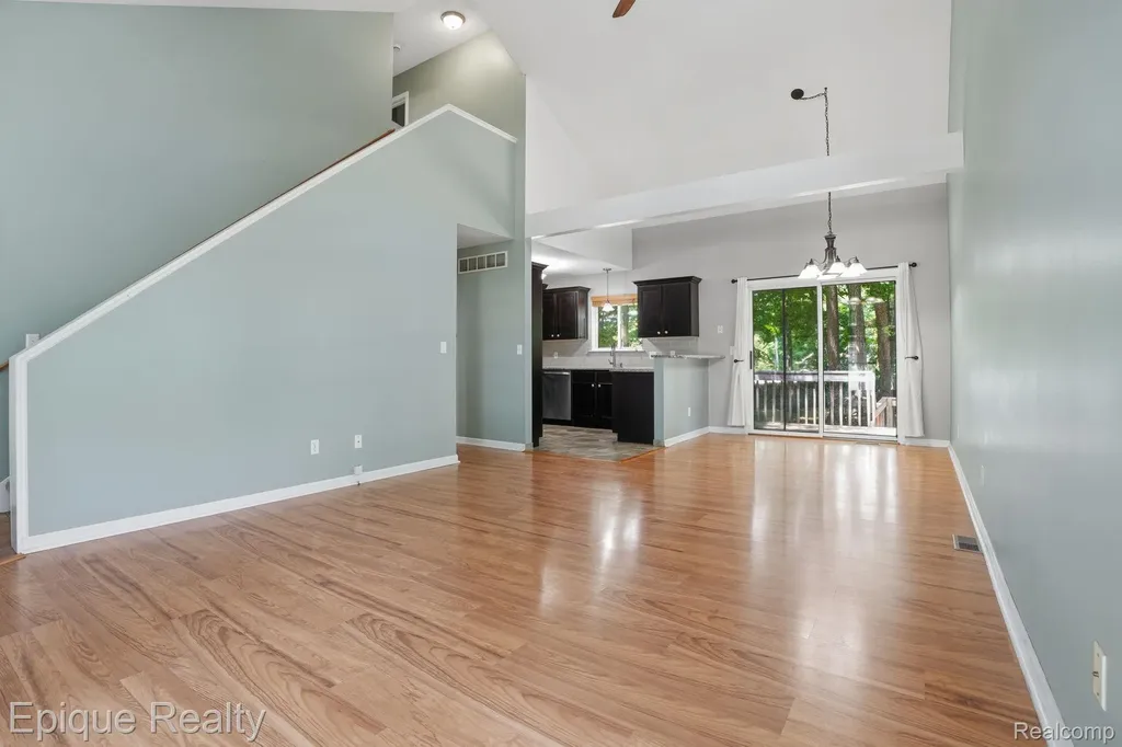 825 Summer Creek Court SE Kentwood City MI 49508