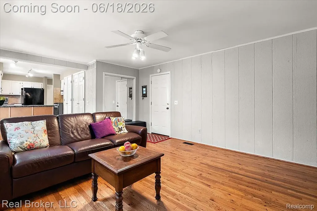 6339 Westwego Drive Green Oak Township MI 48116