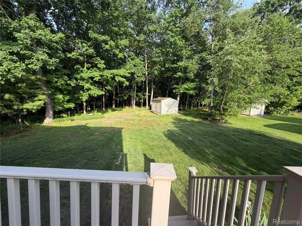 490 Cove View Drive Waterford Charter Township MI 48327