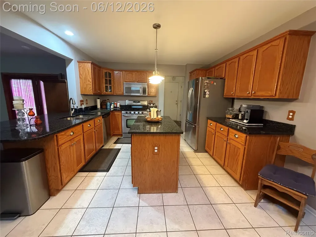 490 Cove View Drive Waterford Charter Township MI 48327