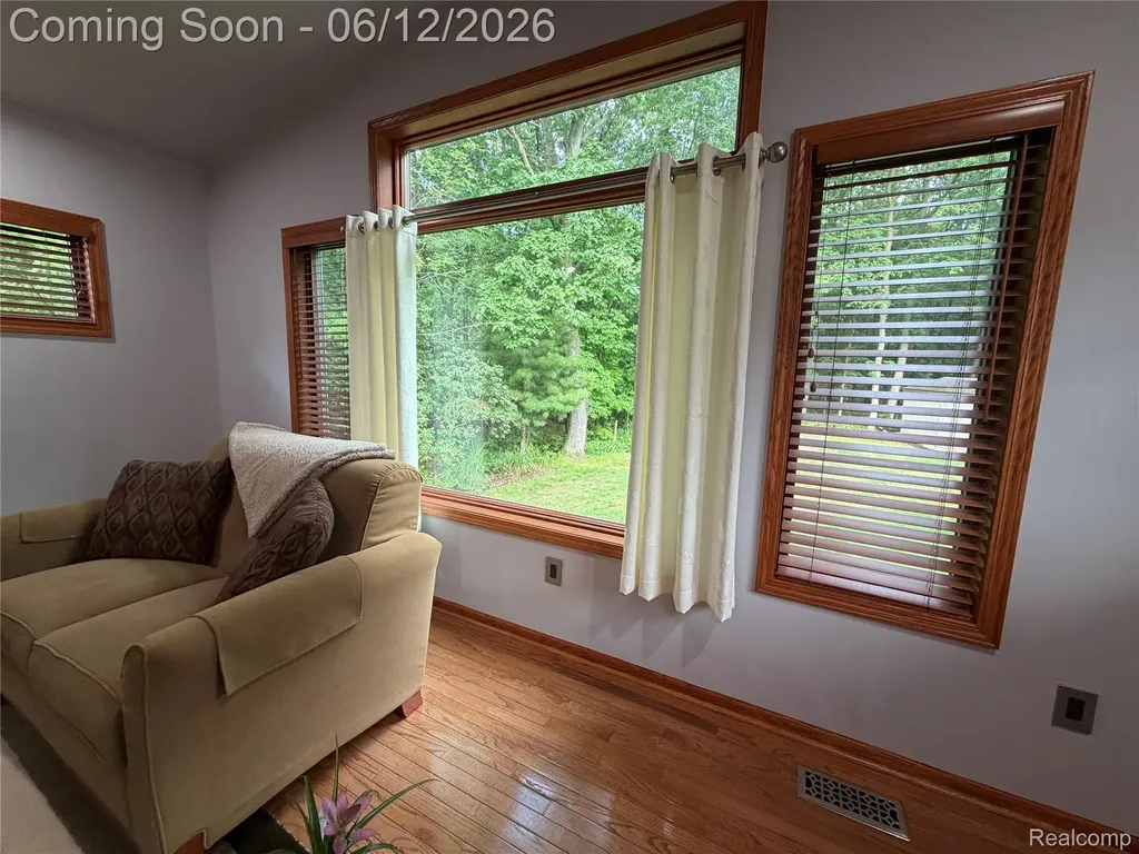 490 Cove View Drive Waterford Charter Township MI 48327
