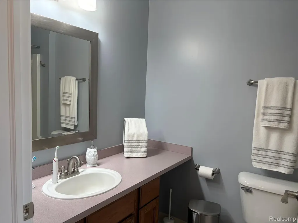 490 Cove View Drive Waterford Charter Township MI 48327