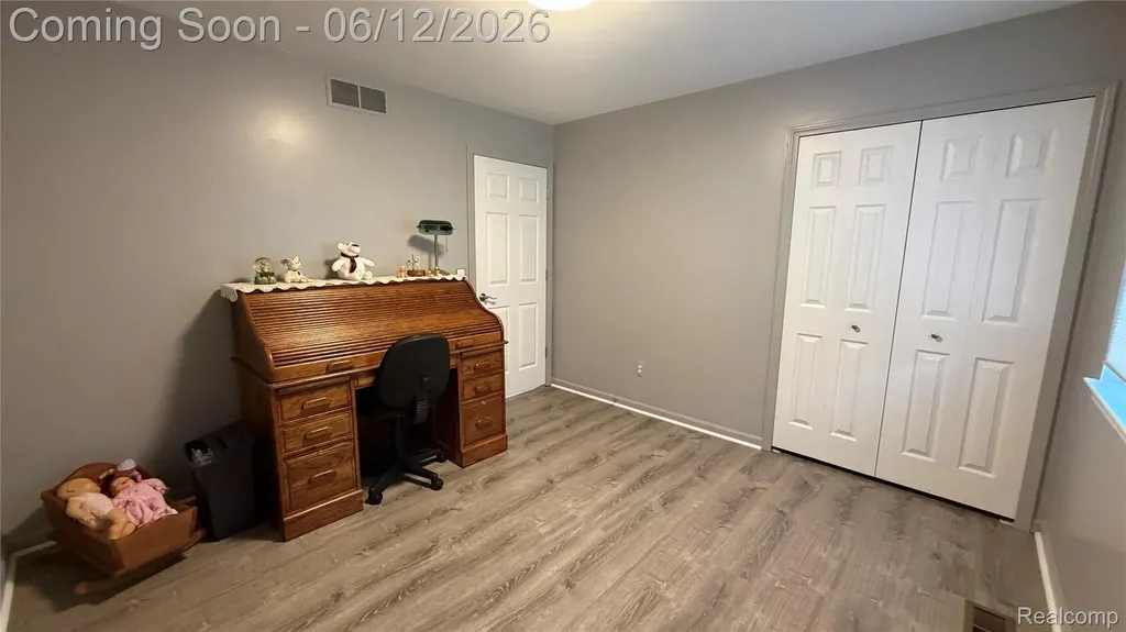 490 Cove View Drive Waterford Charter Township MI 48327