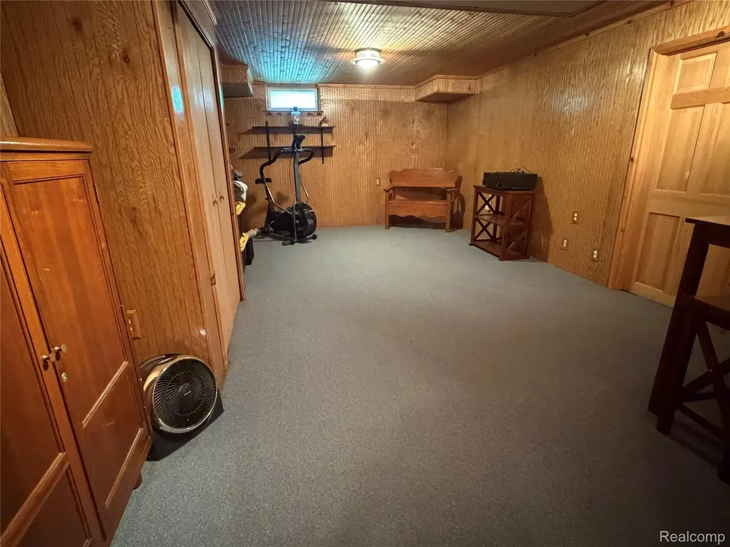 490 Cove View Drive Waterford Charter Township MI 48327