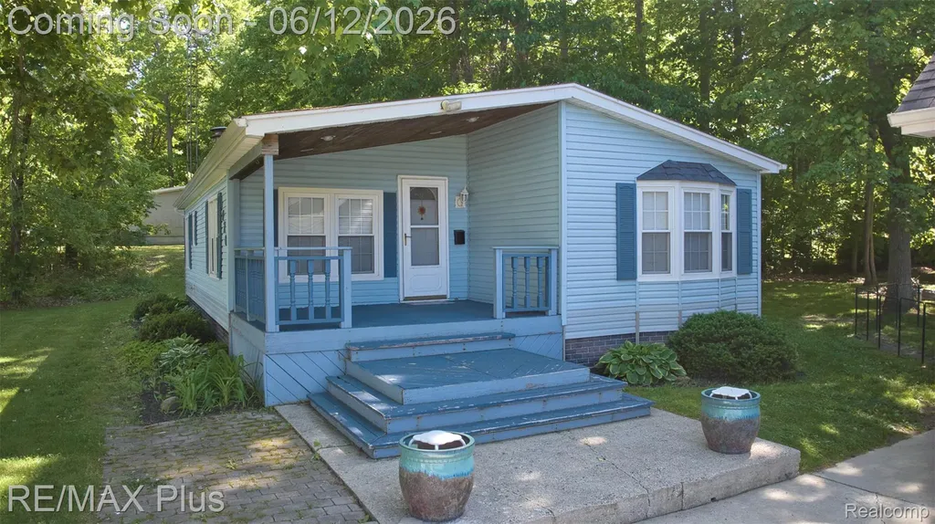 1926 New Rochelle Drive Elba Township MI 48446