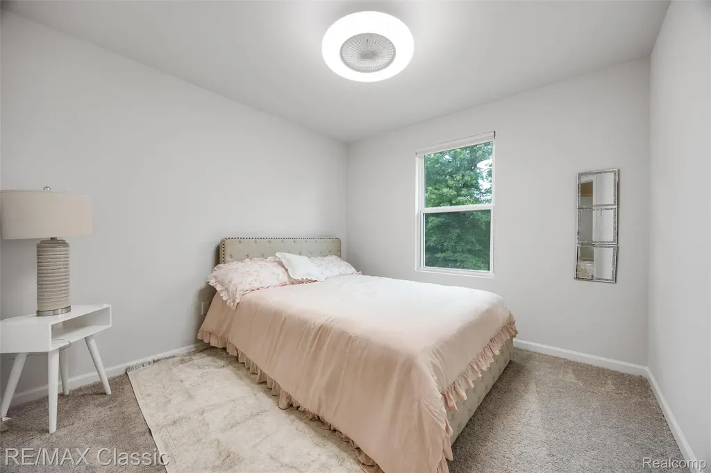 33506 Carly Court Westland City MI 48186