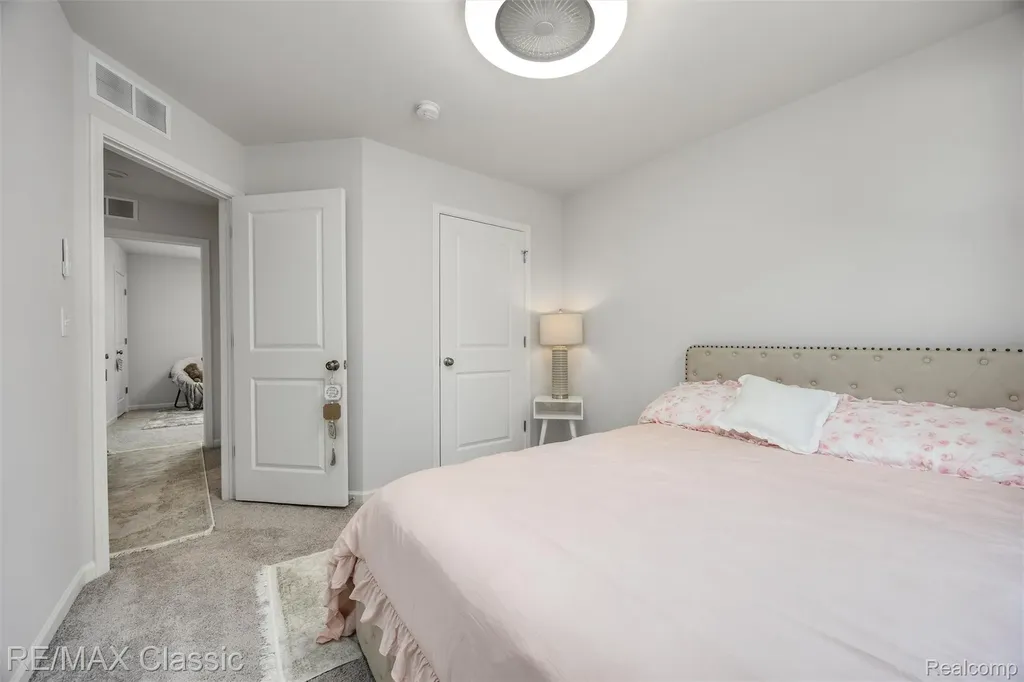 33506 Carly Court Westland City MI 48186