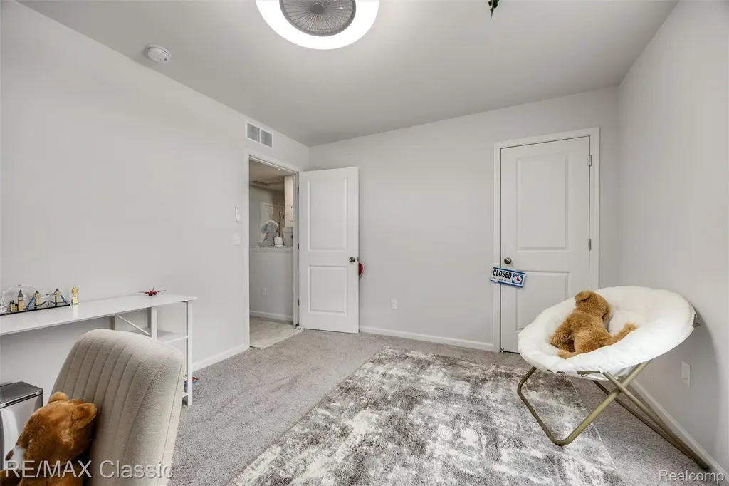 33506 Carly Court Westland City MI 48186