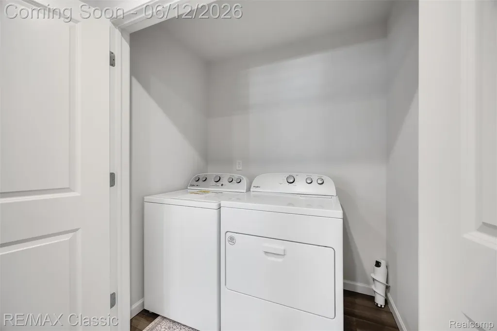 33506 Carly Court Westland City MI 48186