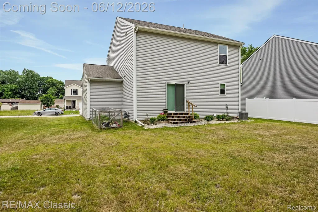 33506 Carly Court Westland City MI 48186