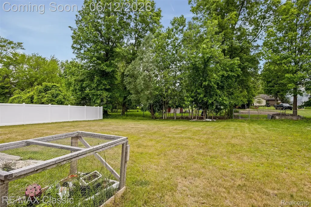 33506 Carly Court Westland City MI 48186