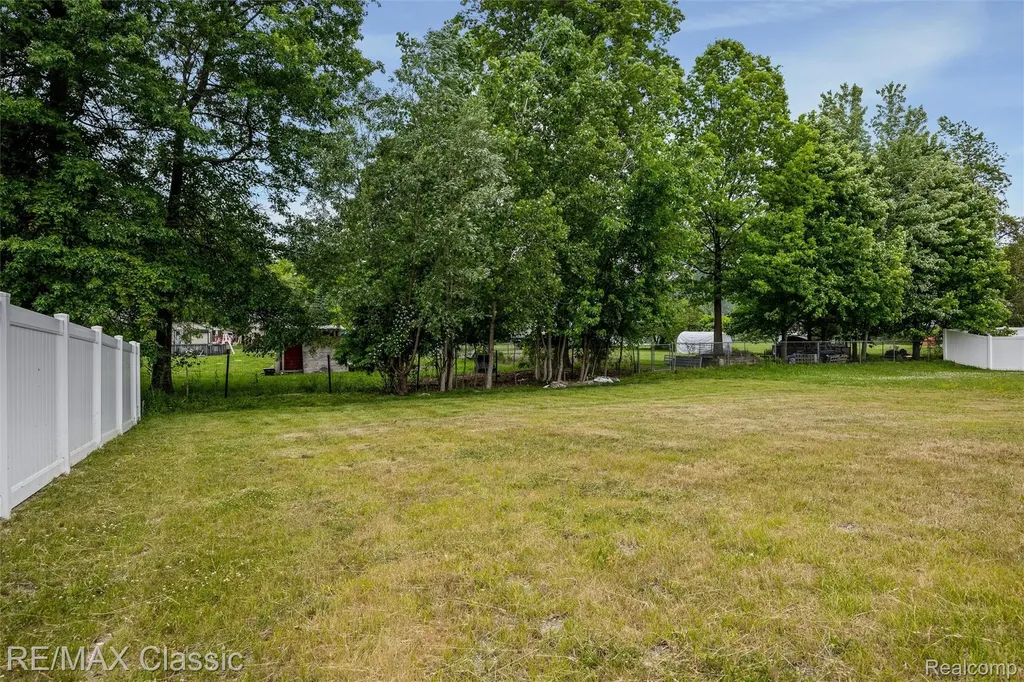 33506 Carly Court Westland City MI 48186