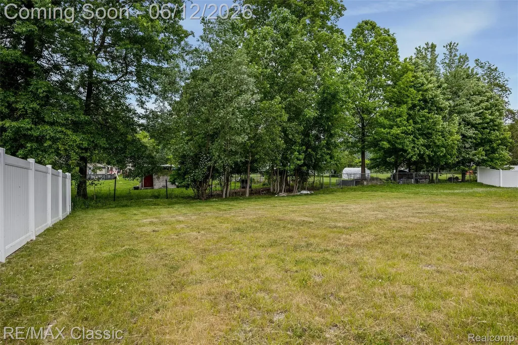 33506 Carly Court Westland City MI 48186