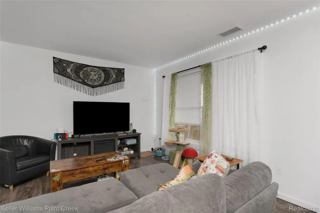 1129 Marquette Court Rochester Hills City MI 48307