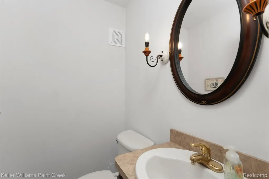 1129 Marquette Court Rochester Hills City MI 48307