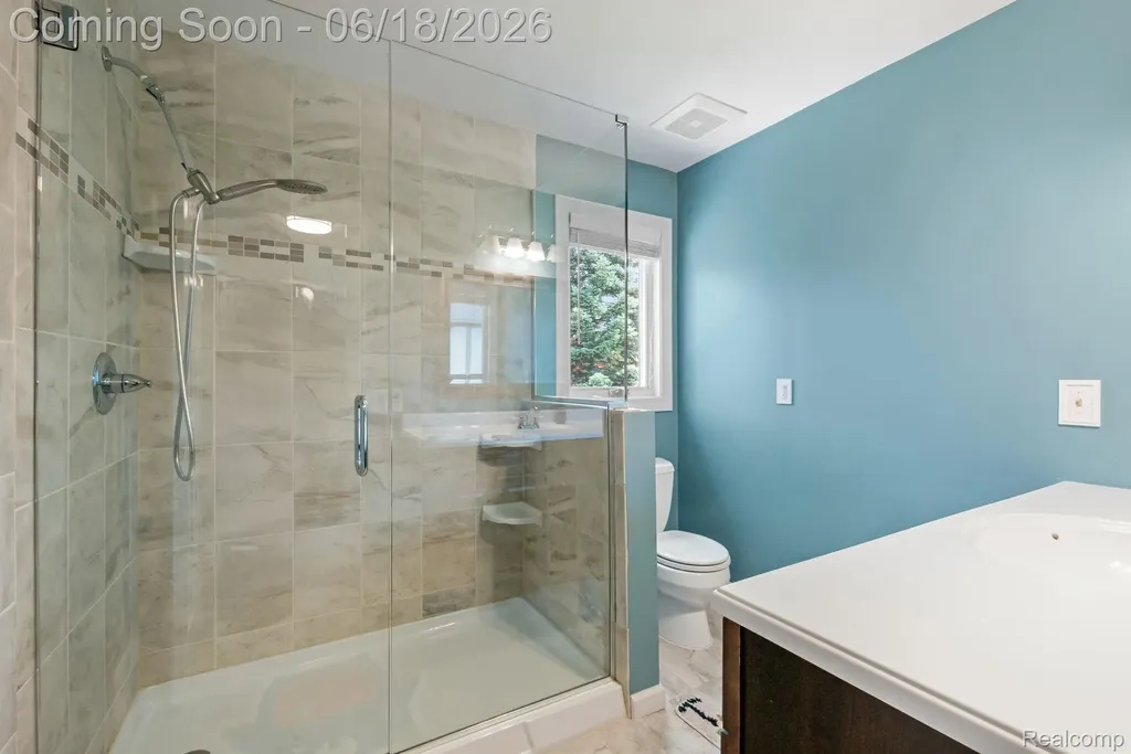 1902 Grayslake Drive Rochester Hills City MI 48306