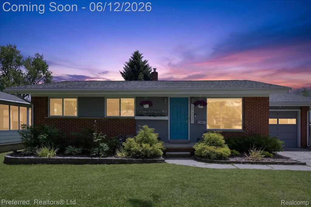 272 Lawson Street Saline City MI 48176
