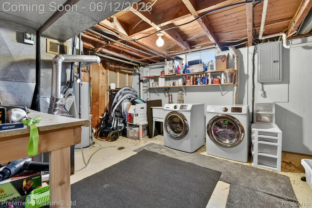 272 Lawson Street Saline City MI 48176