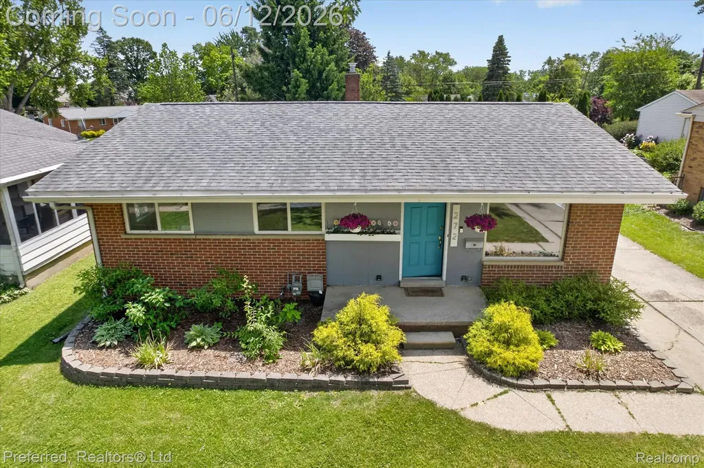 272 Lawson Street Saline City MI 48176