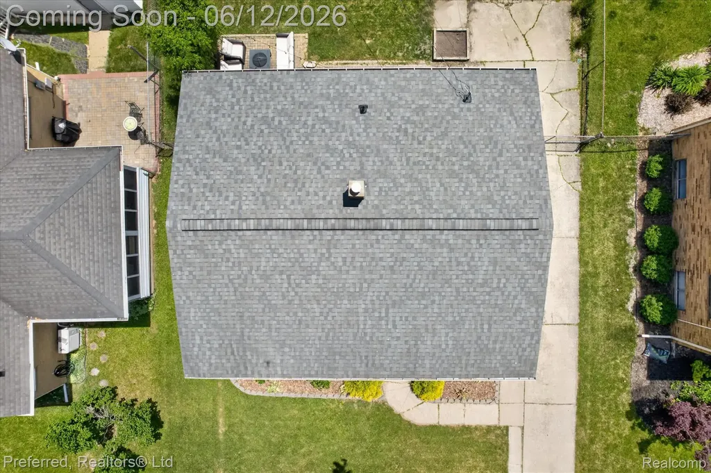 272 Lawson Street Saline City MI 48176
