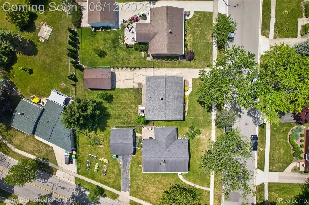 272 Lawson Street Saline City MI 48176