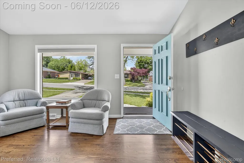 272 Lawson Street Saline City MI 48176