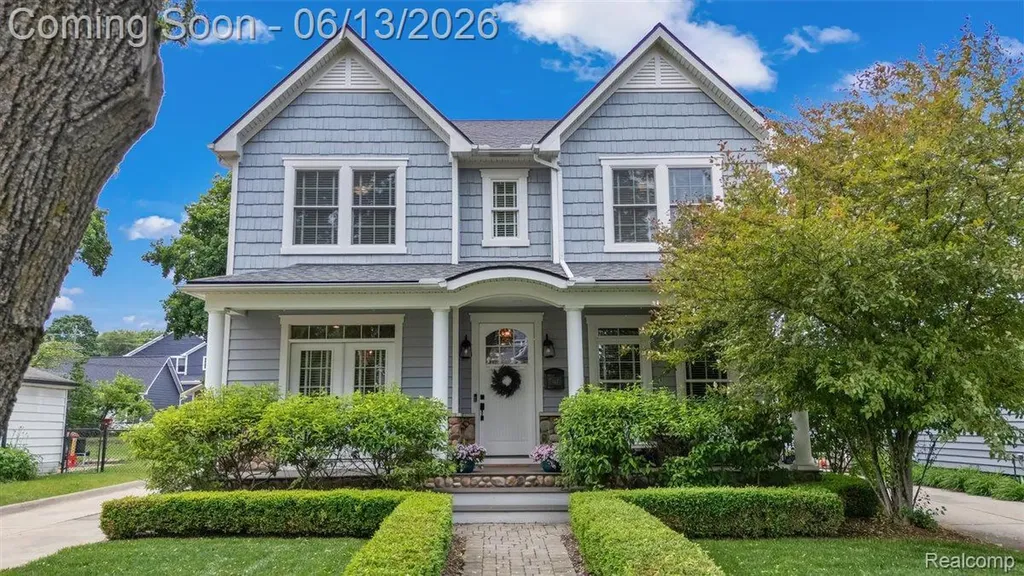 142 Griggs Street Rochester City MI 48307