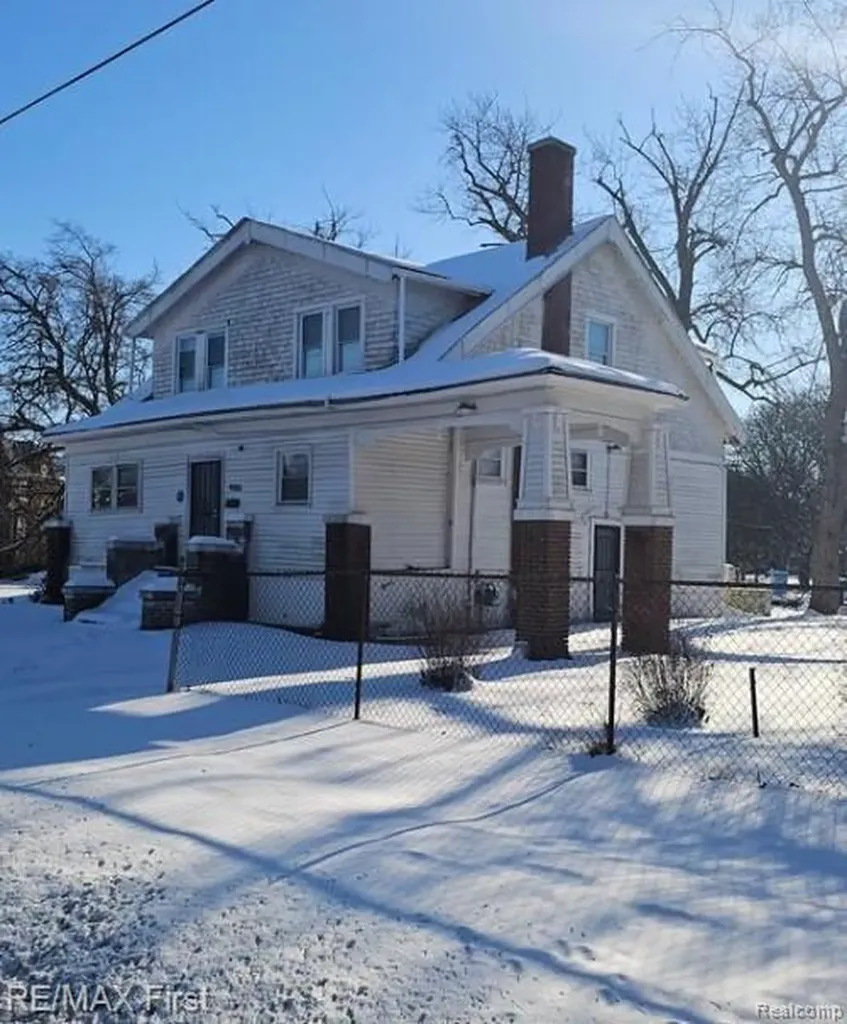9755 Nardin Drive Detroit City MI 48204