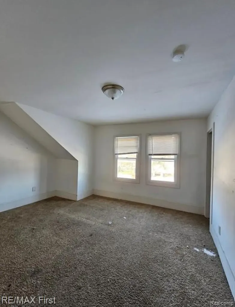 9755 Nardin Drive Detroit City MI 48204
