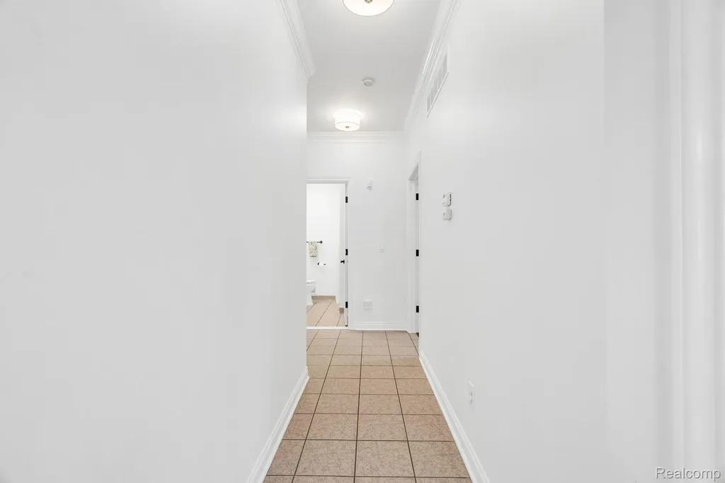 3737 Harbor Lane East China Township MI 48054