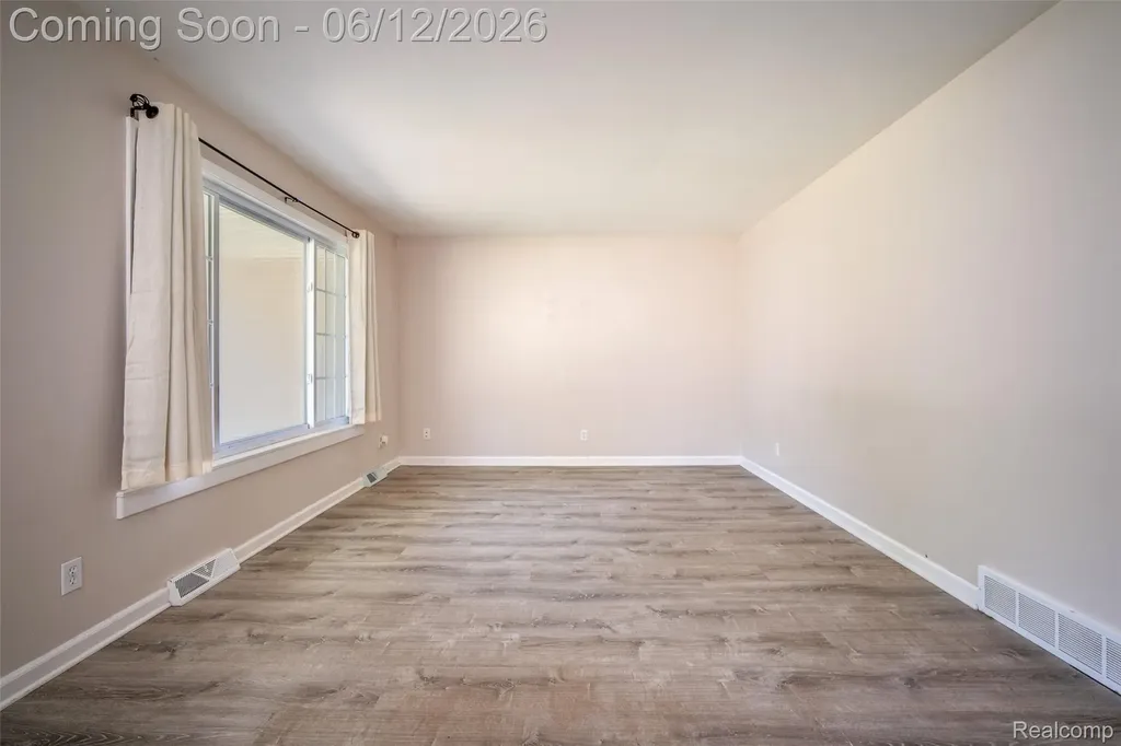 1518 Diane Drive Flushing City MI 48433
