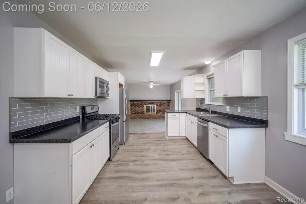 1518 Diane Drive Flushing City MI 48433